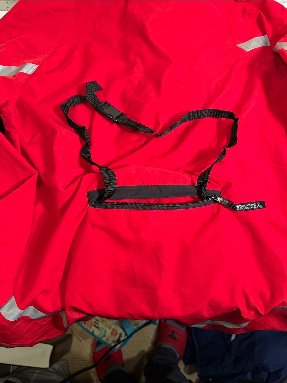 Running Room, Red Men's Windbreaker Running Jacket w/ Visibility Stripes - Picture 6 of 9